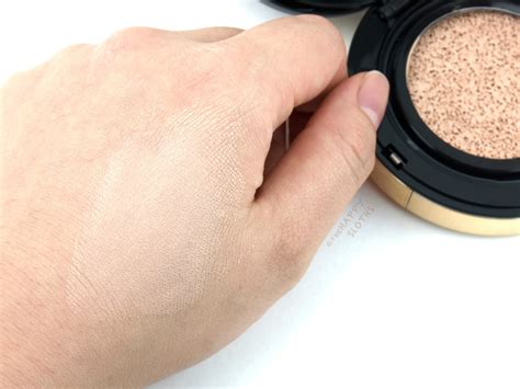 ysl cushion foundation swatches|cushion foundation that dries out.